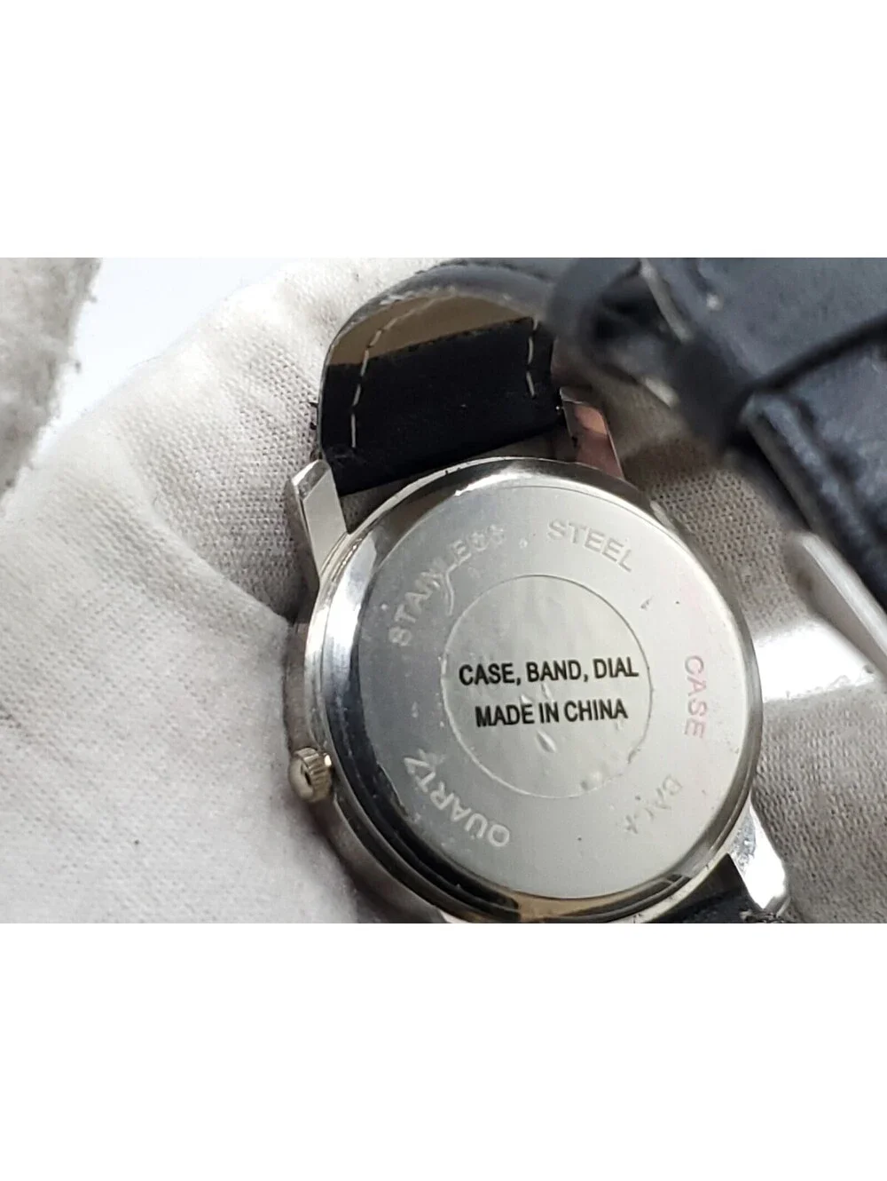 Flower Quartz Watch Womens New Battery Black Band 32mm